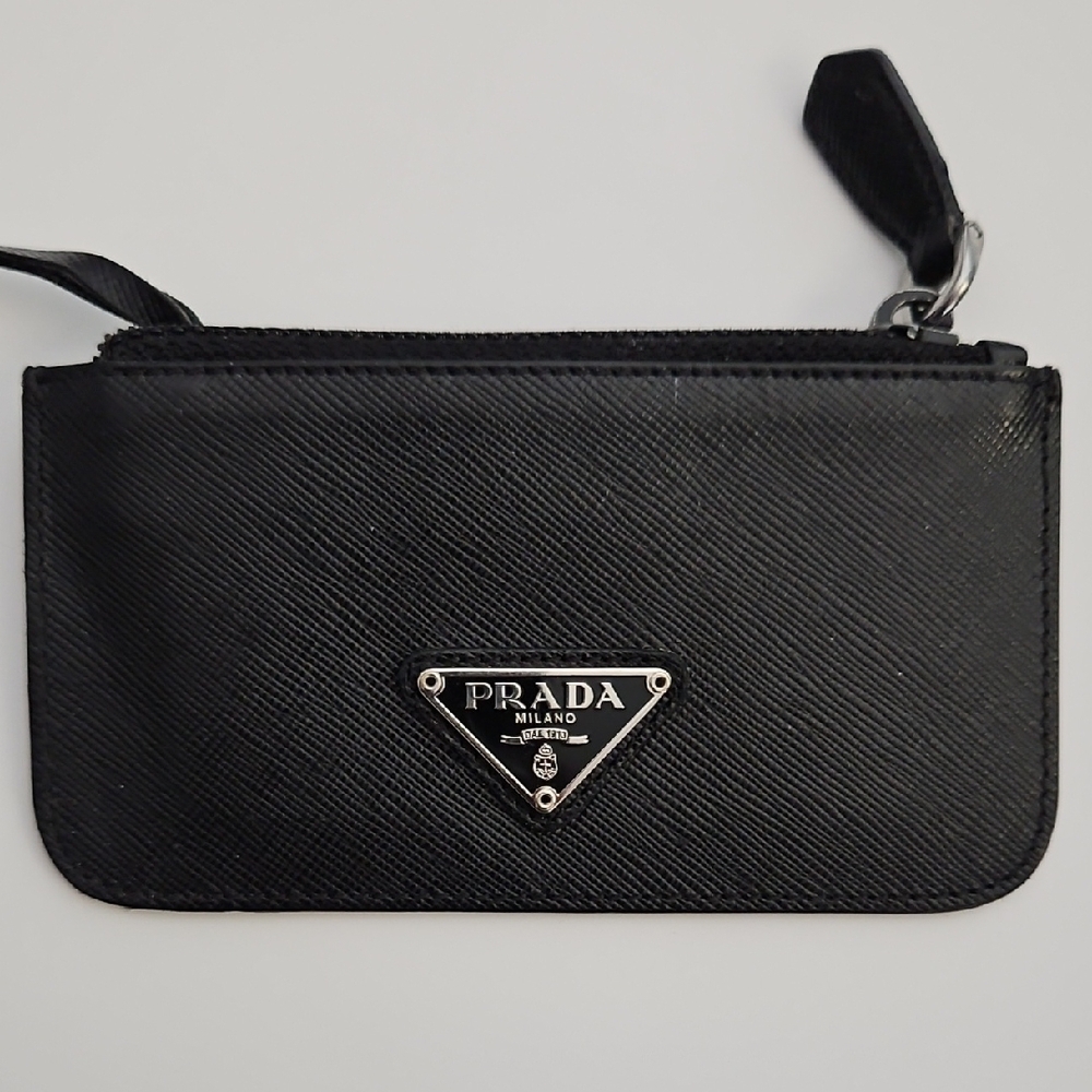 Prada Black Leather Key Pouch - Picture 2 of 16